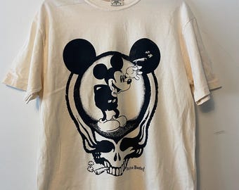 Deadhead T-Shirt 2 Sided Print Psychedelic Grateful Dead Company Shakedown Street Parking Lot T-Shirt M L XL 2XL 3XL 4XL Comfort Colors