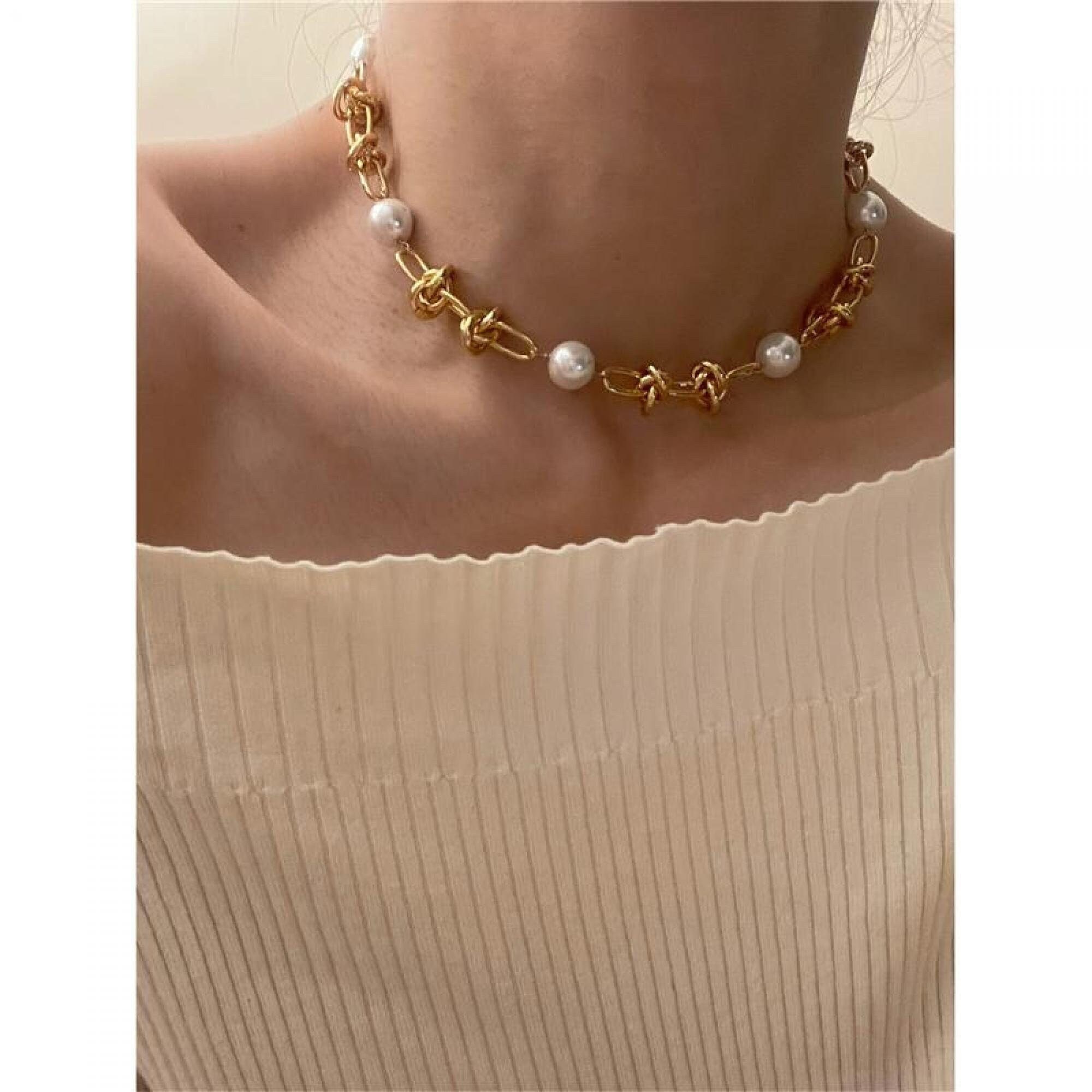 Chunky Gold Pearl Choker 18K Knot 