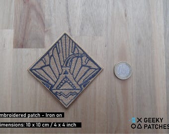 Lumière emblem - Clair Obscur Expedition 33 Patch: Embroidered Iron-On Applique