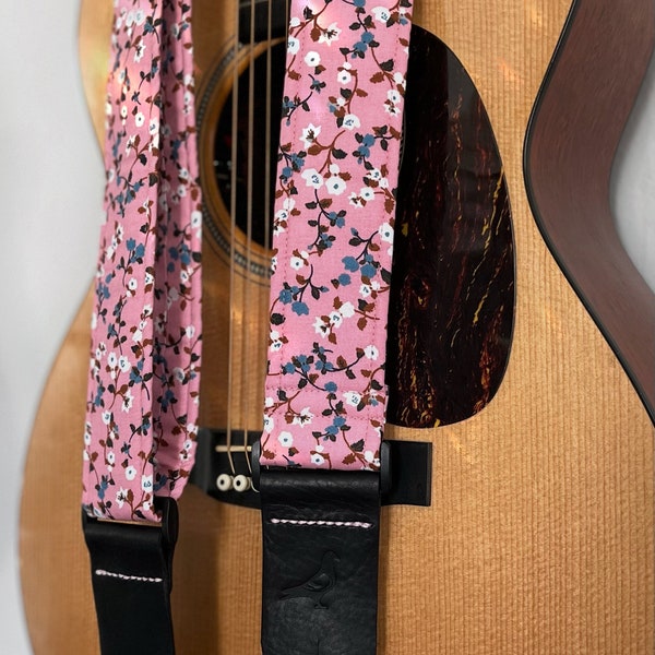 Dusty Rose Floral Quilted Strap