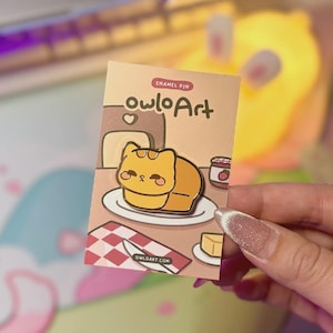Cat Loaf Enamel Pin | Gold Plating | Hard Enamel Pin for jacket, jeans and tote bag | Cute orange cat loafing