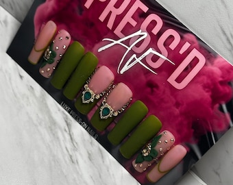 Royal Green Press-On Nails: XL Tapered Square, Medium Size