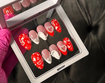 Sweetheart press-on nail set