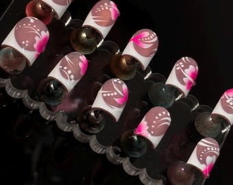FLIRTY FRENCH press-on nail set
