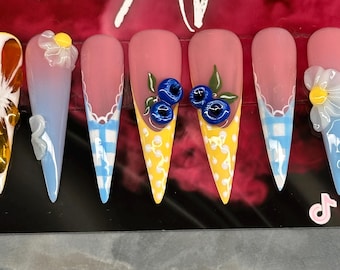 BLUEBERRY LEMON DROP press-on nail set