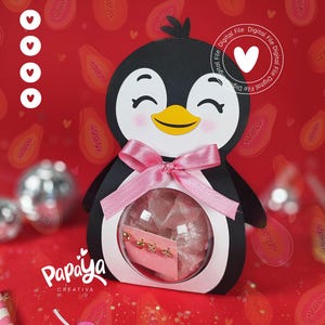Cut File Penguin Ornament Holder *Ball size 8cm*