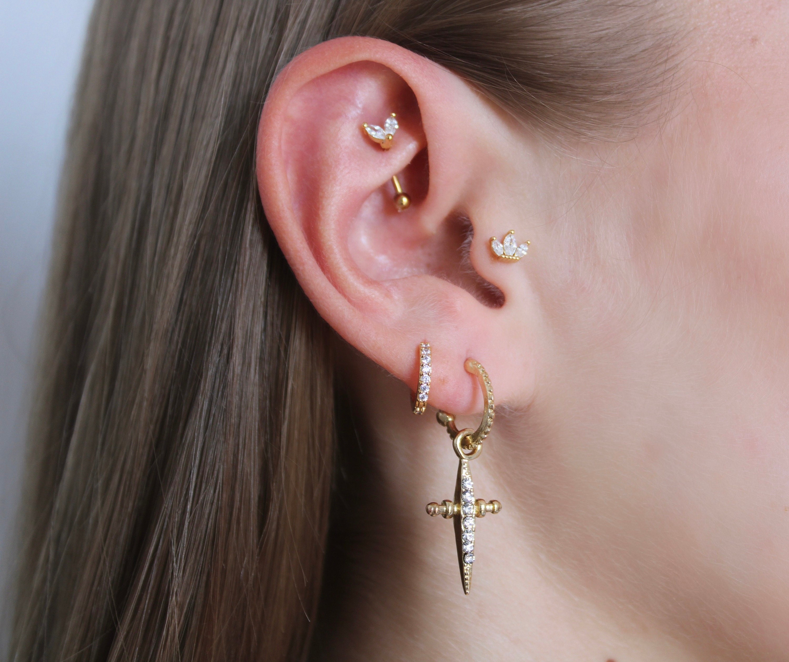 Lotus tragus earring deals