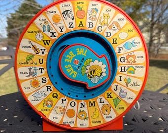 1964 Mattell See N Say “The Bee Says” vintage classic toy