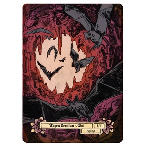 Op de afbeelding: Een fantasie-kunstkaart met vleermuizen tegen een rode en zwarte achtergrond. De kaart heeft de tekst "Token Creature - Bat" en "Flying". De vleermuizen zijn in verschillende poses afgebeeld, met een centrale opening.
