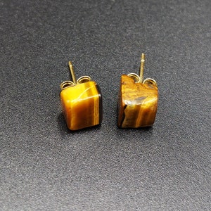 Natural Raw Stud Earrings, Tiger Eye Raw Earrings, Gemstone Stud Earrings, Healing Crystal Earrings, Crystal Chip Earrings 4-6mm