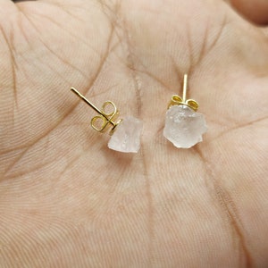 January Birthstone Stud Earrings, Rose Quartz Raw Earrings, Gemstone Stud Earrings, Healing Crystal Earrings, Crystal Chip Earrings 4-6mm