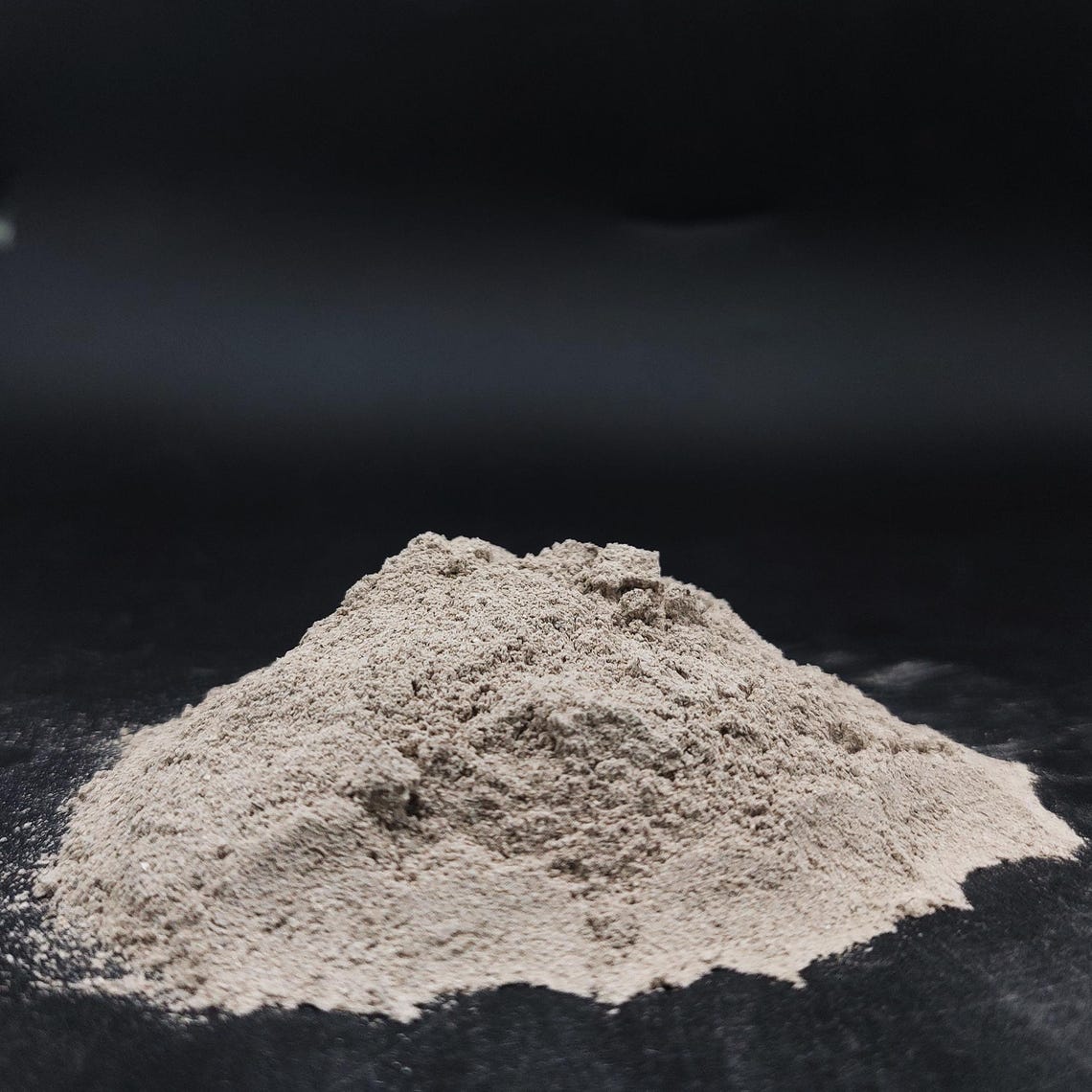 Natural Hardwood Ash Powder Fertilizer: Eco-friendly Gardening - Etsy