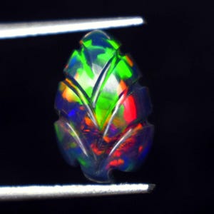 1.75 ct Ethiopian Carved Opal Leaf Shape | 12x7.5x5 mm Natural Fire Opal | Flat Base with Rainbow Fire Opal | Loose Opal Carving Gemstone