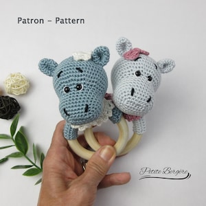 Crochet hippopotamus rattle pattern, French/English PDF, hippopotamus amigurumi, baby toy, baby shower gift