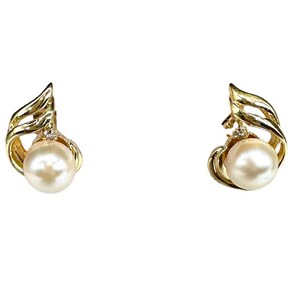 Stud Earring in 14K Gold, Diamond & Pearl Stud Earrings