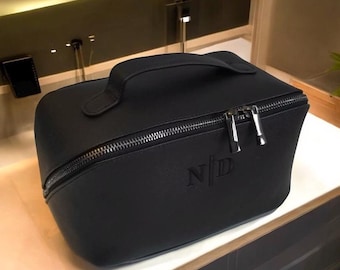 Personalised shave bag, Personalised gift for him, Toiletry organiser, Personalised gift for her, Travel bag for men, Fathers day gift