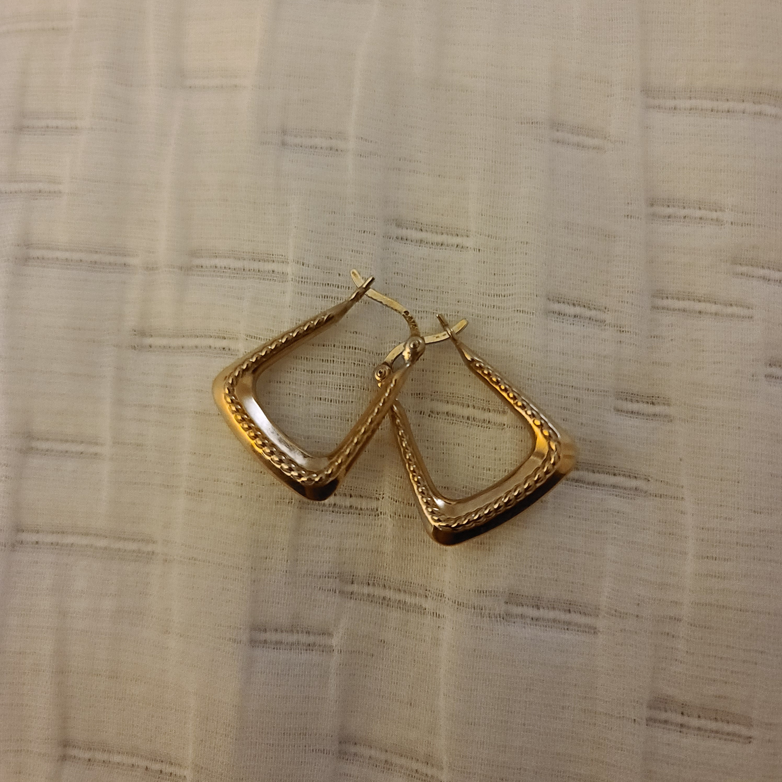 9k Gold Horseshoe Earrings Etsy
