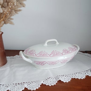 Tureen, vegetable dish, floral decoration, Amandinoise company, iron earth, vintage
