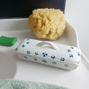 Soap dish, comb holder, clover decor, old, vintage