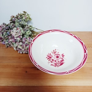 Salad bowl Sarreguemines and Digoin Ala, red flowers, vintage