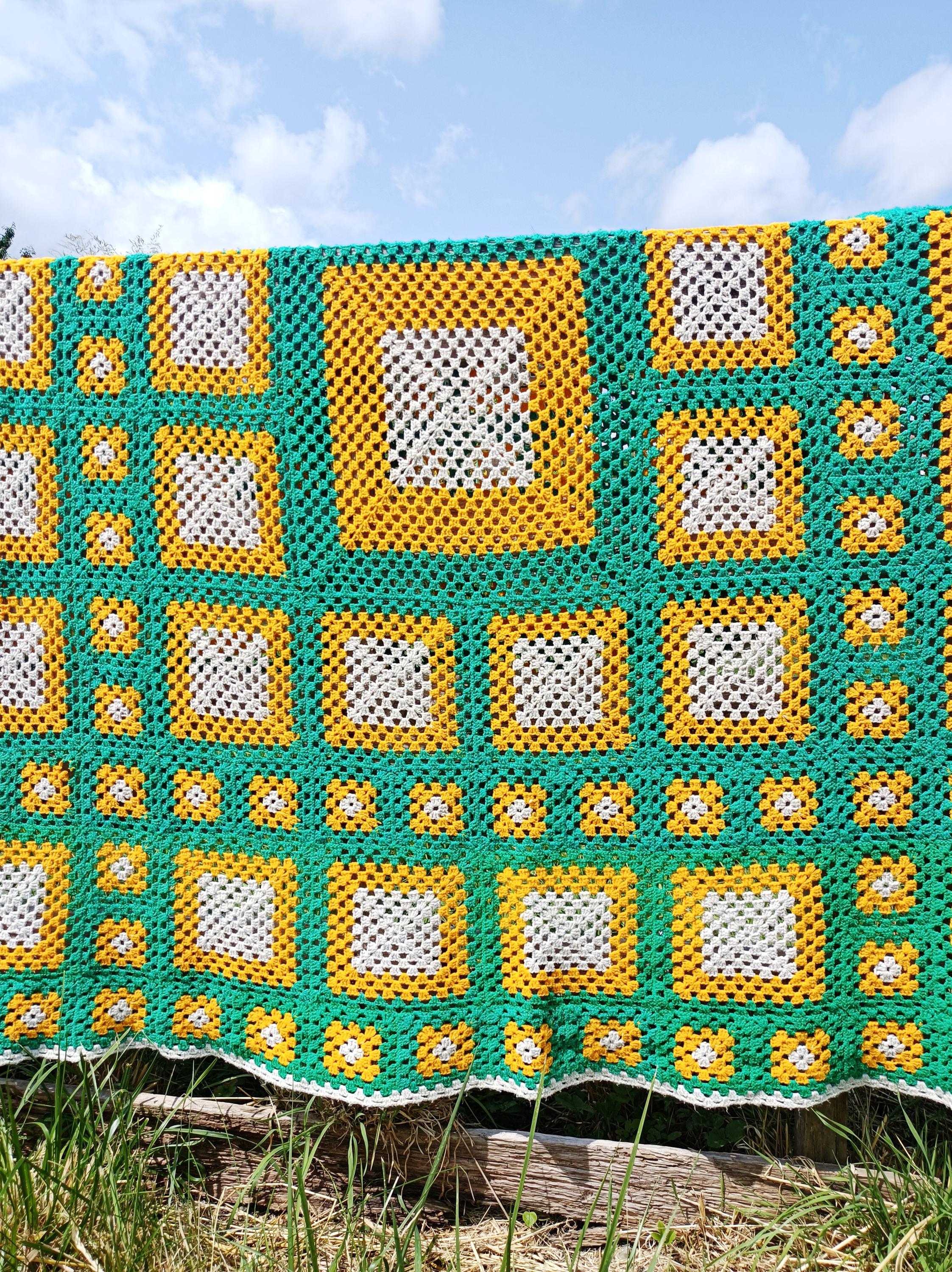 Dessus De Lit Vintage Grand-mère Fleurs Jardin - 72 X 92 Pouces - Cousu Main - Occasion