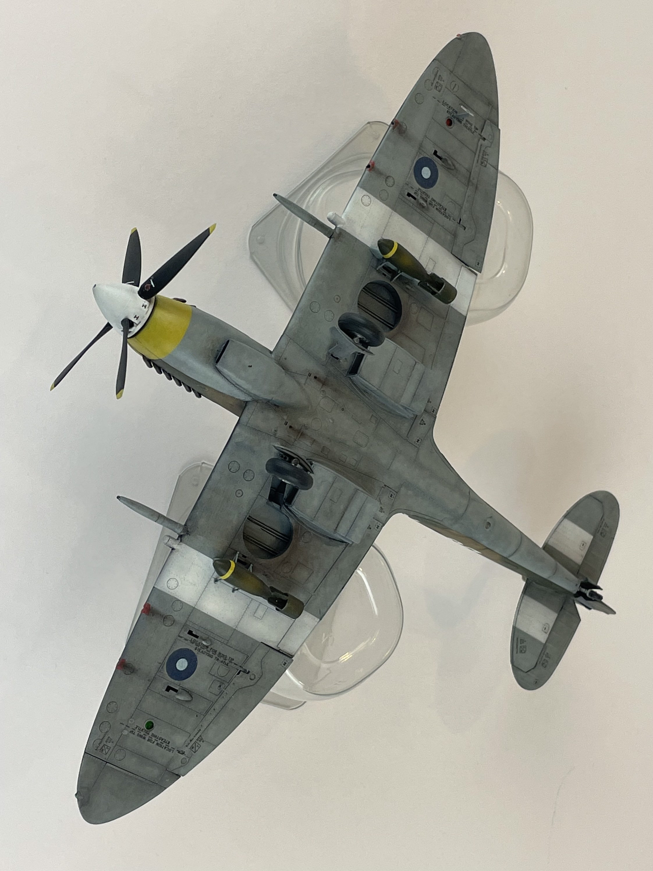 1/48 Scale Supermarine Spitfire Mk.viii S.E.A.C Scale Model ...
