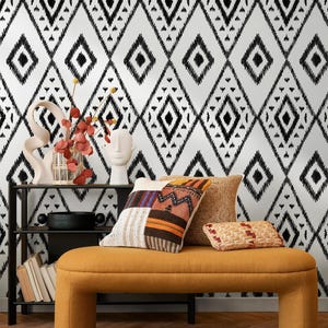 Geometric Tribal Black White Wallpaper - C848