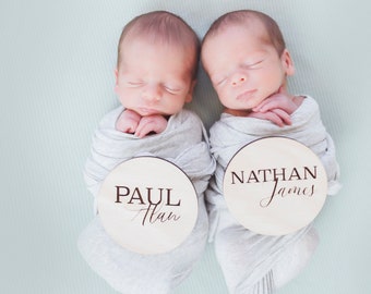 Houten Baby Naam Aankondigingsbord | Aangepaste gegraveerde babynaam plaquette | Houten | Pasgeboren Photo Prop | Modern