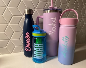 Gepersonaliseerde naamsticker drinkfles – aangepast vinyllabel – Stanley, thermoskan, bekers, enz.
