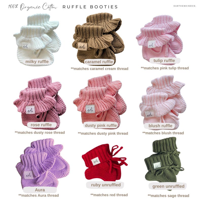 Puede incluir: Varios patucos con volantes para beb&eacute;s en m&uacute;ltiples colores, incluyendo blanco, marr&oacute;n, rosa, morado, rojo y verde. Los patucos est&aacute;n hechos de algod&oacute;n 100% org&aacute;nico y presentan un dise&ntilde;o con volantes. Cada par tiene una peque&ntilde;a etiqueta con las letras "ek".