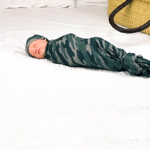 Camo Baby Swaddle Blanket Newborn Swaddle Baby Blanket Swaddle Set, Top Knot Hat and Swaddle Set Stretchy Knit Camouflage Swaddle, Camo