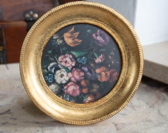 Round gold frame Vintage wood wall picture frame Gilded wooden photo frame