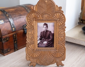 Chip carved wood frame - Antique handcrafted sculpted wall photo frame - Whimsical unusual Art deco picture frame