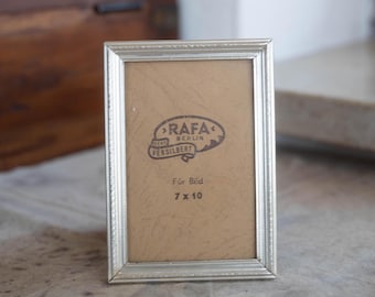Vintage Silver plated photo frame for wall or tabletop – Small picture frame RAFA Berlin - Minimalist retro decor