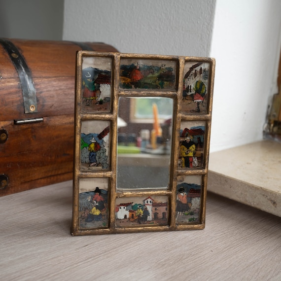 Boho wall mirror - Handcrafted Peruvian mirror - Small decorative mirror hand painted