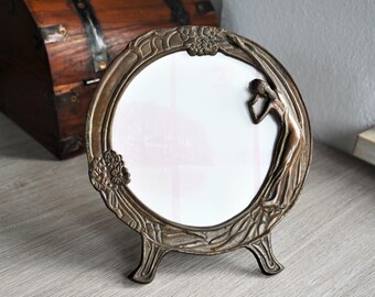 Art Nouveau Brass Floral Photo Frame – Ornate Lady Tabletop Decor, Round picture holder