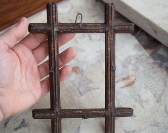 Antique Carved Wood Adirondack Frame – Rustic Folk Art Photo Display