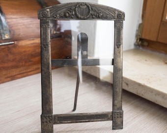 Vintage Ornate Silver Tone Metal Photo Frame – Neoclassical Baroque Crest Tabletop Display