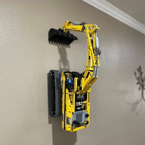 Vertical Wall Mount for LEGO® Technic 8043 Motorized Excavator