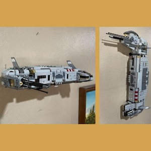 Soporte de pared para Transporte de Tropas de la Resistencia LEGO® Star Wars 75140