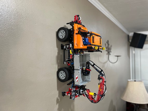 udsultet Broderskab rigdom Vertical Wall Mount for LEGO® Technic 8110 Mercedes Benz - Etsy Israel