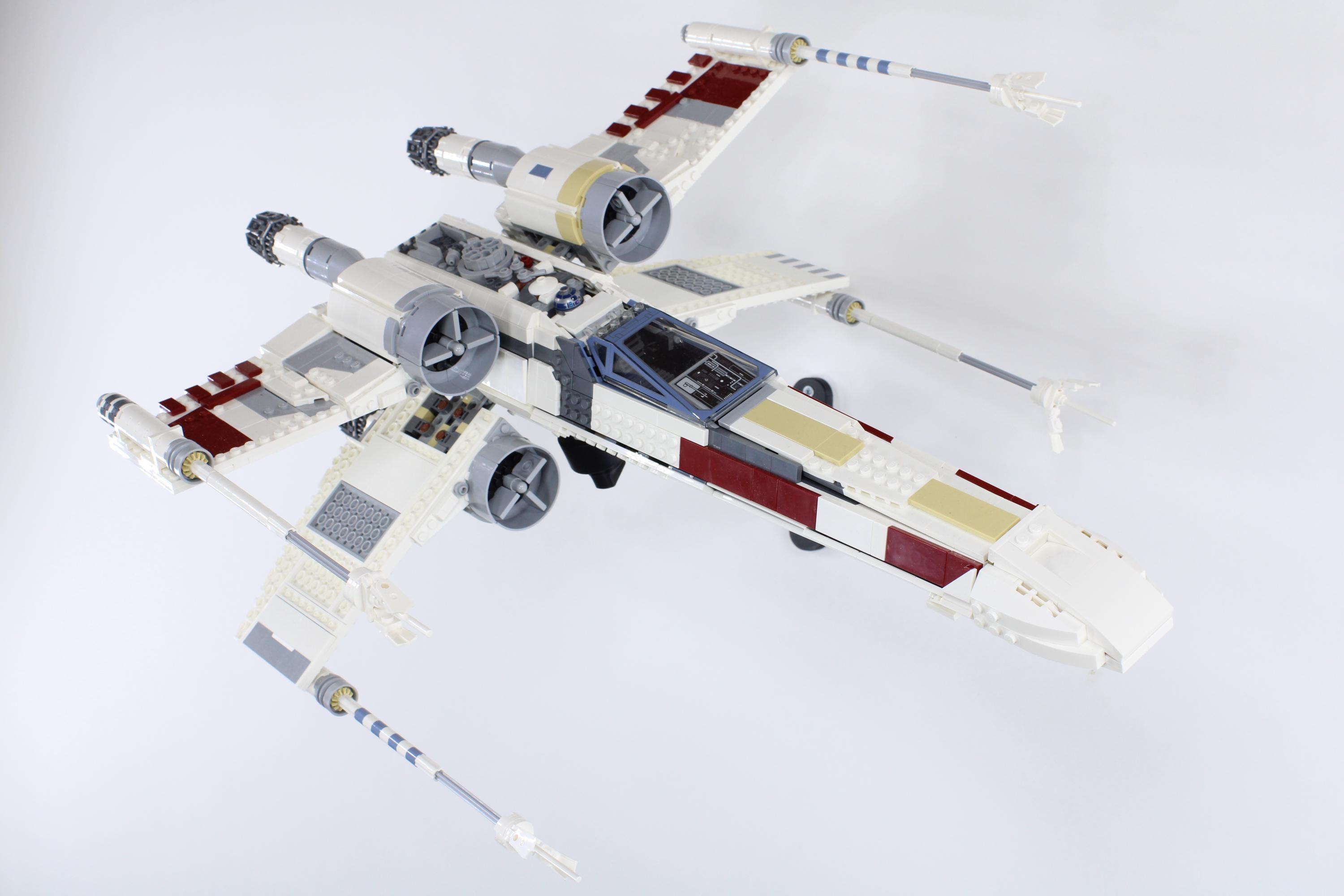 Adjustable Wall Mount for LEGO® Star Wars™ 75355 X-wing