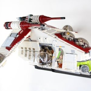 Wall Mount for LEGO® Star Wars 75021 Republic Gunship™