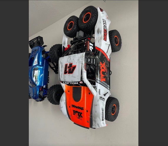 Collapsible Mount for Traxxas Unlimited Desert Racer 