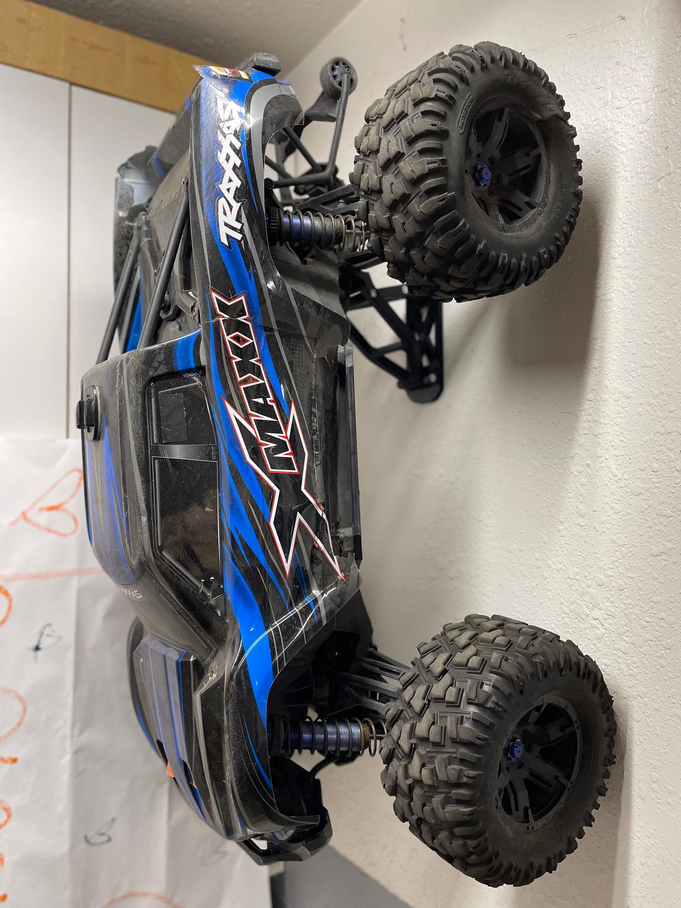 Traxxas e sale maxx 6s