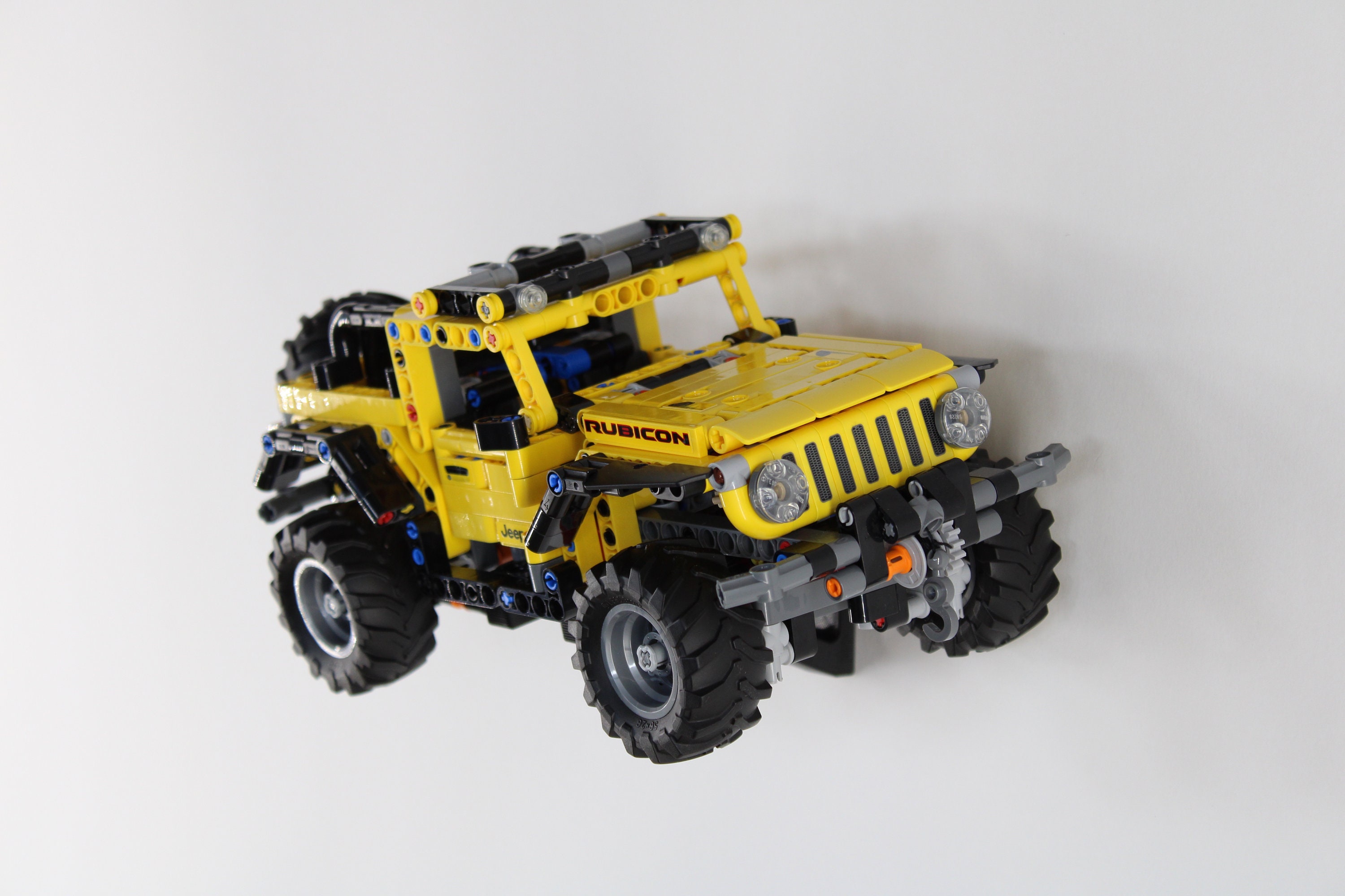 Lego Technic Jeep Wrangler 42122 Shop Now