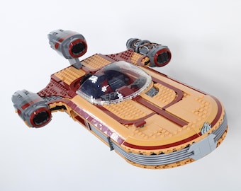 Adjustable Wall Mount for LEGO® Star Wars™ 75341 Luke Skywalker’s Landspeeder™