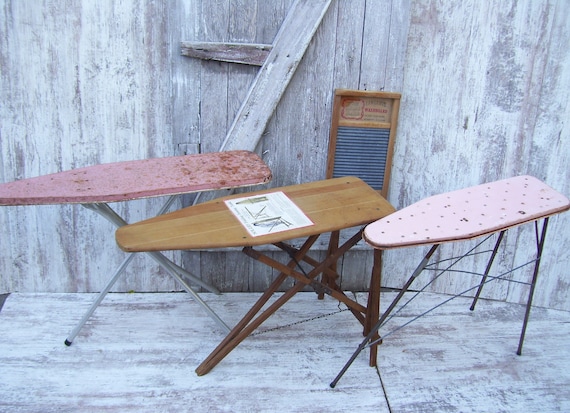 Tabla de planchar de metal rosa, mesa de planchar de granja