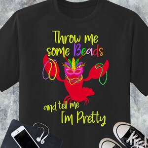 Mardi Gras Shirt,  Mardi Gras T-shirt, Womens Mardi Gras shirt,  Mardi Gras Tee, Fat Tuesday T-shirt, Mardi Crayfish, Mardi Gras Beads