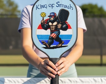 Racchetta da pickleball Bigfoot "King of Smash": un divertente regalo sportivo
